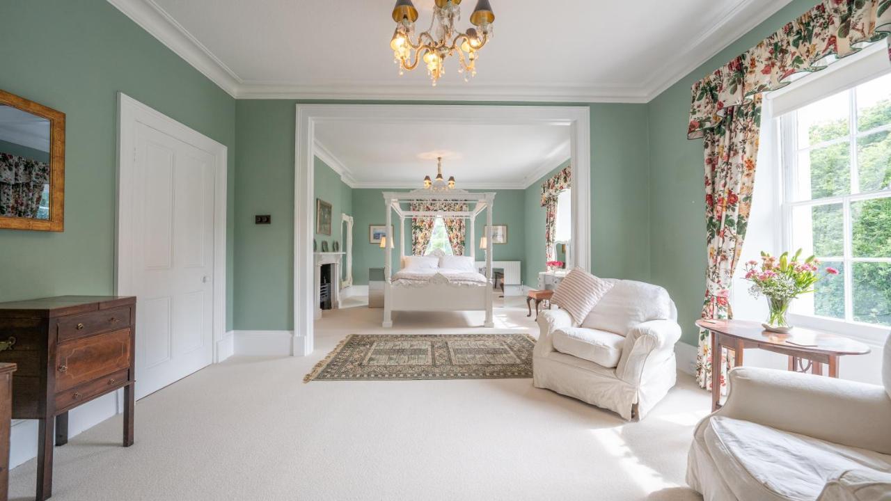 Pantybeiliau House Bed & Breakfast Gilwern Εξωτερικό φωτογραφία